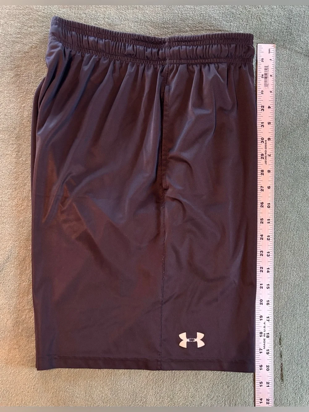Under Armour Men’s Black Loose Athletic Shorts, Size: M. (6509)